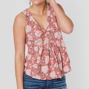 🦄 3 for $18 Lucky Brand Pink Floral Cropped Front Twist Peplum 1X